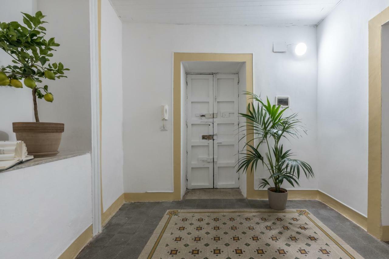Qasr Home Beautiful Apartment In パレルモ エクステリア 写真